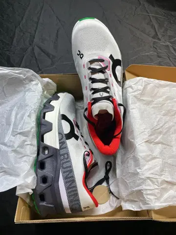 On Cloudstratus Hyper 러닝화 남성용 27cm