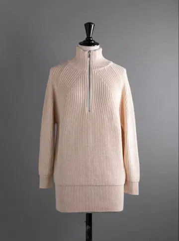 BATONER 시그니처 하프 지퍼 튜닉 니트