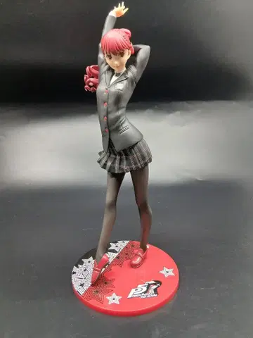 페르소나 5 더 로얄 요시자와 카스미 피규어