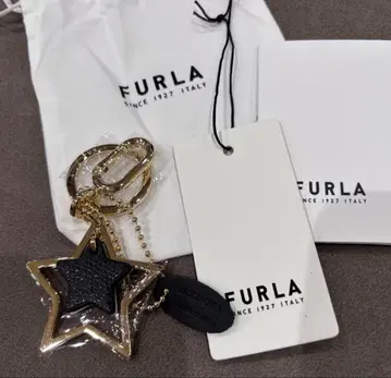 [FURLA] 새상품 훌라/VENUS 키링 별