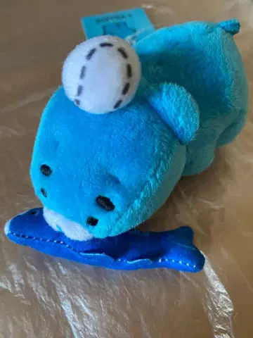 연어알을 문 에프탄 키체인