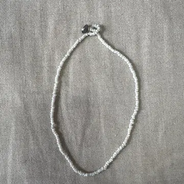 시키야리에 씨 앤티크 비즈 목걸이