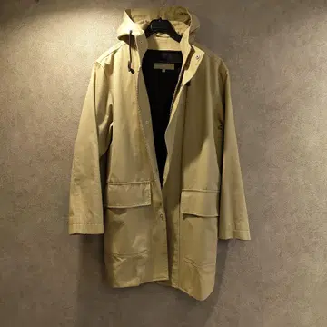 마가렛호웰 후드 부착 트렌치코트