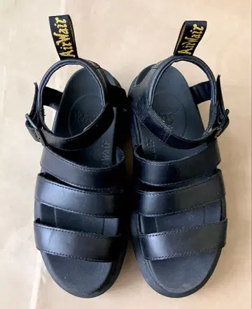 닥터마틴 스트랩 샌들 EU38