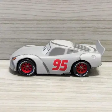 카즈 맥퀸 프라이머 미니카 다이캐스트 픽사