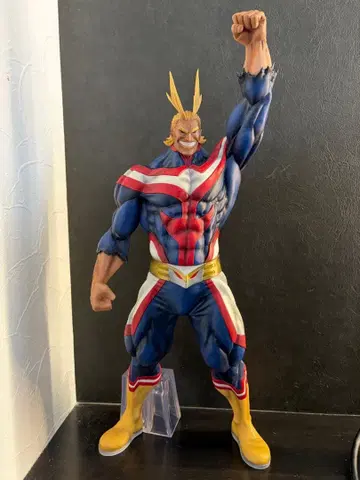 제일복권 히로아카 라스트 원 올마이트 피규어