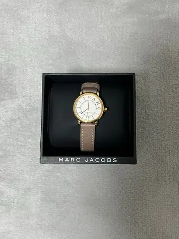 마크 제이콥스 손목시계