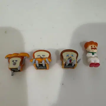 빵 도둑 피규어 4체 세트