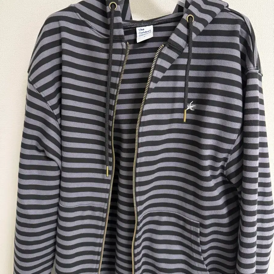 トップス THE COLDEST MOMENT stripe hooded zip-up MUSINSA | THE COLDEST MOMENT TCM stripe hooded zip-up (charcoal/black)