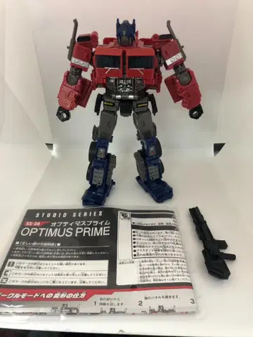 스튜디오 시리즈 SS-30 옵티머스 프라임 트랜스포머
