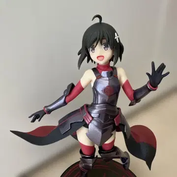 아픈 건 싫으니까 방어력에 올인하고 싶어! Coreful 메이 피규어