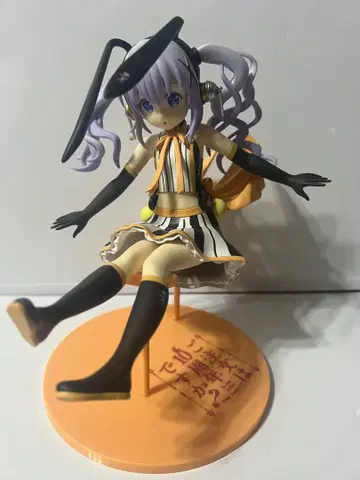 주문은 토끼입니까? 치노 피규어