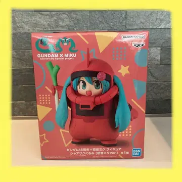 GUNDAM x MIKU 샤아 자쿠 봉제 인형 하츠네 미쿠 피규어