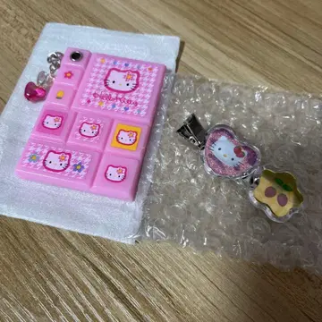 산리오 시크릿 타일 씰풍 거울 카오하나키티