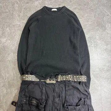 archive 00s y2k black thermal cut sew