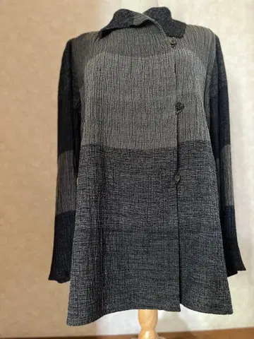 새상품 아키히코 이즈쿠라 실크 자켓 그레이 블랙 M~L