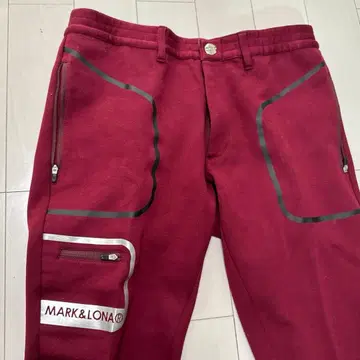 MARK&LONA 버건디 팬츠