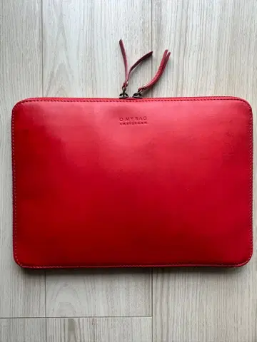 O MY BAG 빨간색 가죽 클러치백 [ 미사용 새상품 ]