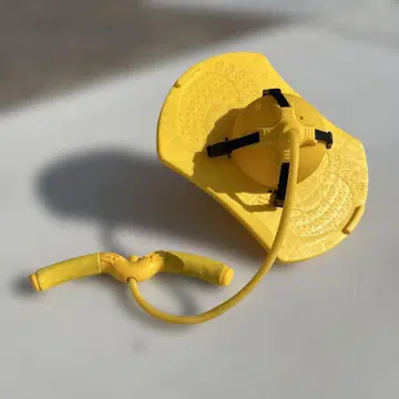 옐로우 컬러 스카이콩콩 그립 포함