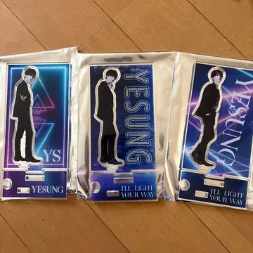 SUPER JUNIOR YESUNG 아크릴 스탠드 3종 세트 예성