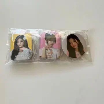 ILLIT 캔뱃지 원희 모카