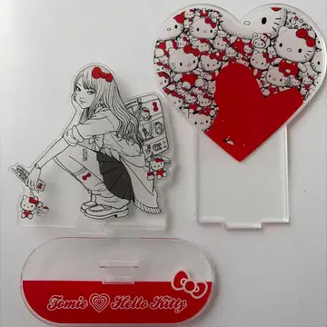 이토 준지 갸루 토미에 헬로키티 아크릴 스탠드