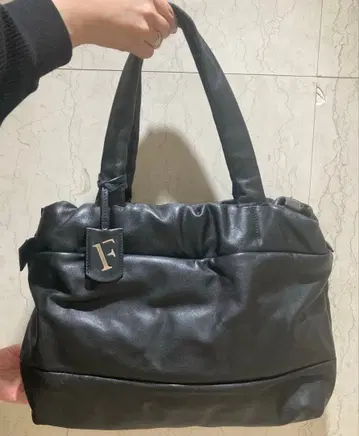 훌라 블랙 토트백