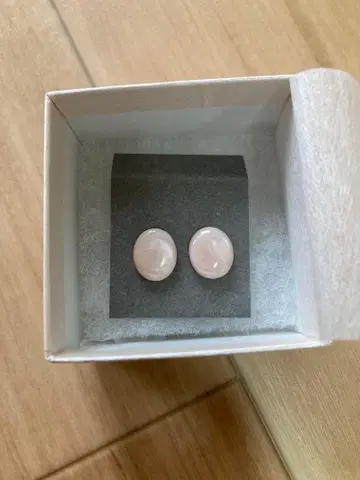 테후 핑크 라운드 귀걸이 옅은 분홍 조개