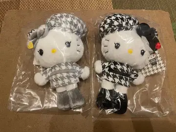 헬로키티 마스코트 홀더 (흑백 걸리시 쌍둥이 코디) 봉제 인형