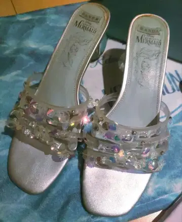RANDA 인어공주 아리엘 콜라보 스팽글 클리어 힐 샌들