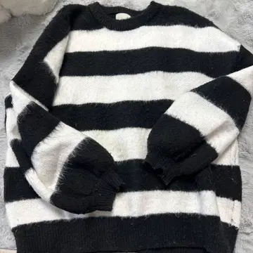 AMAIL 스트라이프 니트 스웨터 긴팔