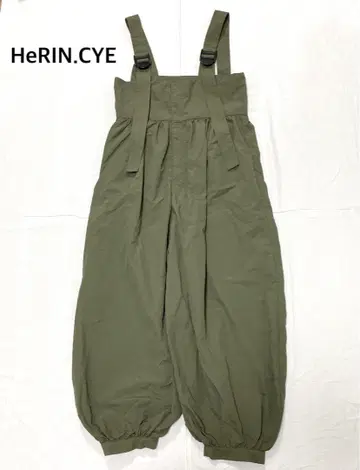 [ 새상품급 ] 해린 도트 사이 살로펫 팬츠 나일론