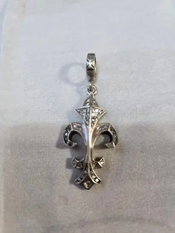 로리 로드킨 실버 925 백합 펜던트 탑