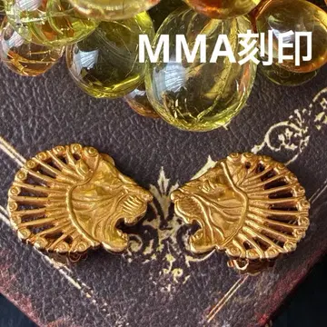 메트로폴리탄 미술관 MMA 각인 골드 빈티지 귀찌 라이온