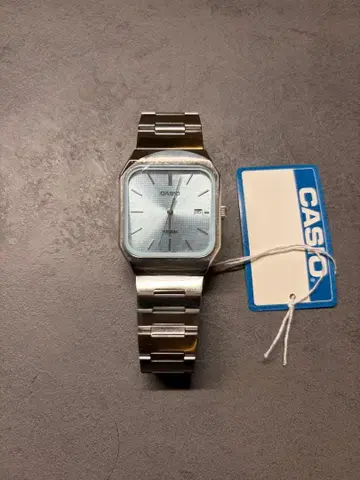 CASIO 아이스 블루 스퀘어 손목시계 MTP-B185D