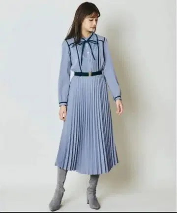 바이컬러 핀턱 플리츠 원피스 레이디 아젤