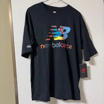뉴발란스 마이클 조던 프린트 사인 블랙 티셔츠