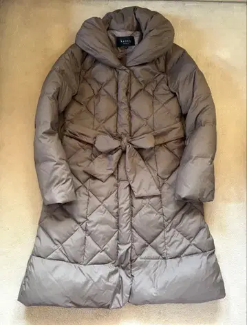 ketty 브라운 다운 코트