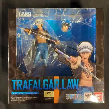 반다이 피규아트 ZERO 원피스 로우 드레스로자 편 PVC