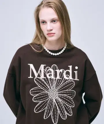SWEATSHIRT FLOWERMARDI NEEDLEWORK 맨투맨