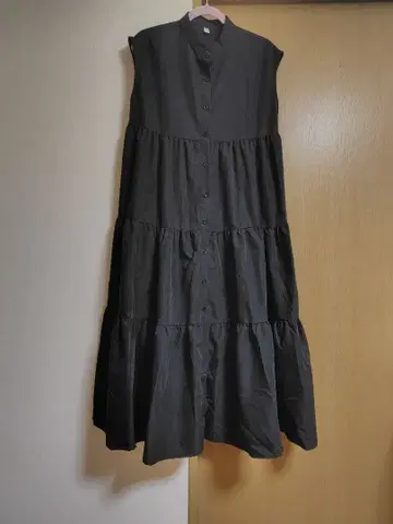 여성용 슬리브리스 롱 원피스 사이즈/L 컬러/블랙