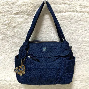 [컨디션 최상] ANNA SUI 안나수이 퀼팅 토트백 버터플라이 참 포함