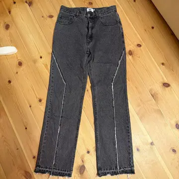 FTW 그레이 스트레이트 데님