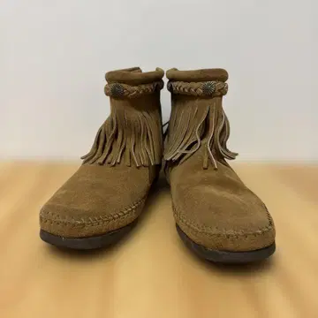 [ 미네통카 MINNETONKA ] 백 지퍼 부츠 사이즈 6