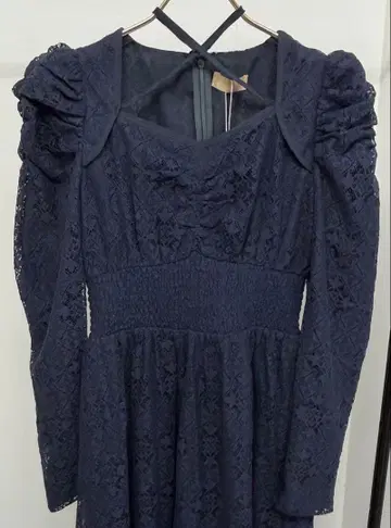 안미르 레이스 레이디 크로스 원피스