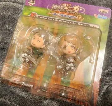 진격의 거인 치비큥 캐릭터 올로 & 페트라