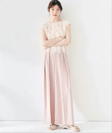 [ 택 포함 미사용 새상품 ] COCODEAL 코코딜 턱 와이드 팬츠