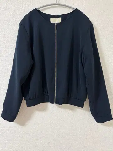 새상품급 BEAMS HEART 노카라 블루종 네이비 봄