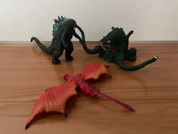 고질라 피규어 세트 비올란테