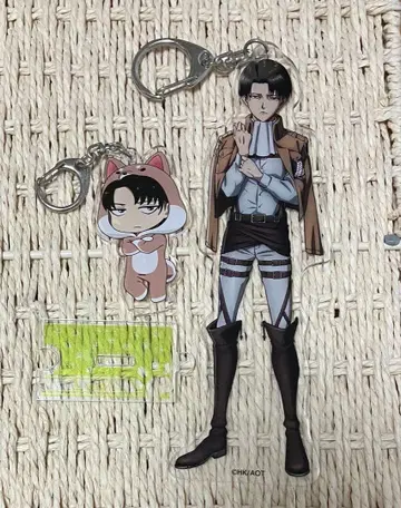 진격의 거인 리바이 아크릴 키링 2세트